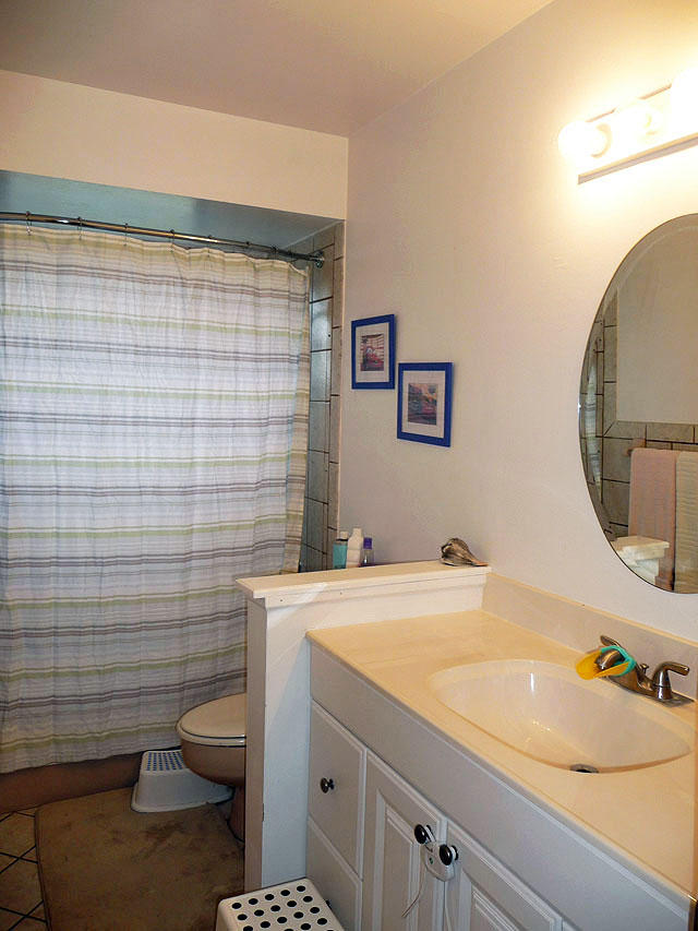 17300 Lake Park Road Boca Raton, FL 33487 - Photo 21 of 29 Bathroom