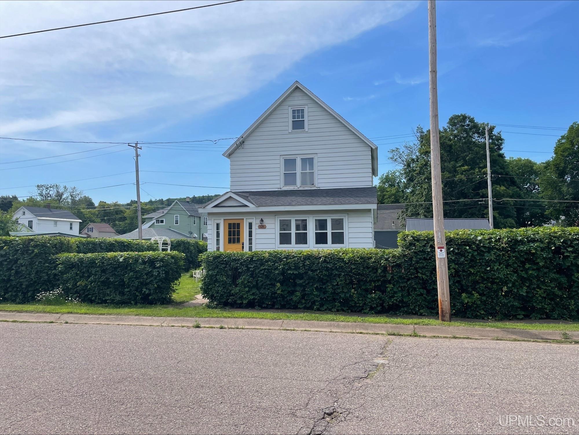526 Bank Street Ishpeming, MI 49849 - Photo 3 of 45 Gallery Image 3