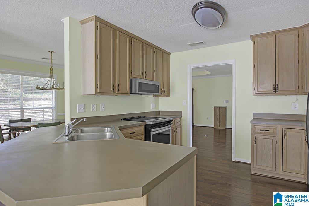 156 Greenfield Lane Alabaster, AL 35007 - Photo 13 of 27
