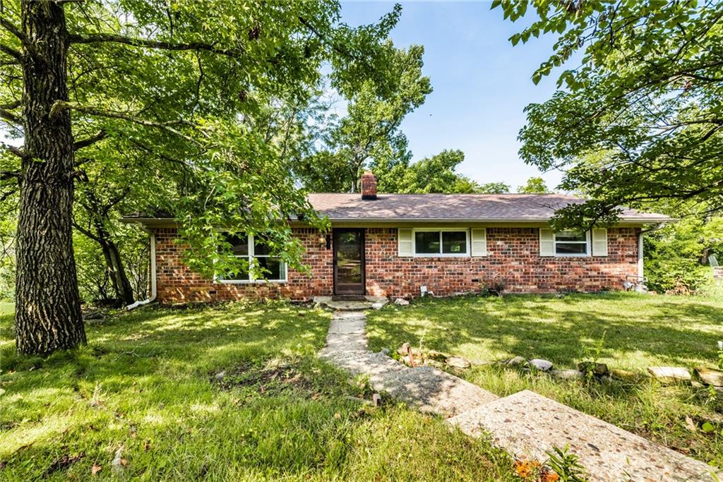 7907 Hawthorne Road Indianapolis, IN 46256 - Photo 1 of 31 Gallery Image 1