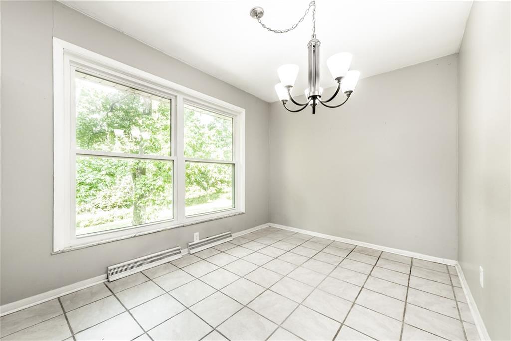 7907 Hawthorne Road Indianapolis, IN 46256 - Photo 11 of 31 Gallery Image 11