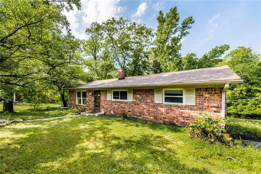 7907 Hawthorne Road Indianapolis, IN 46256 - Photo 3 of 31 Gallery Image 3