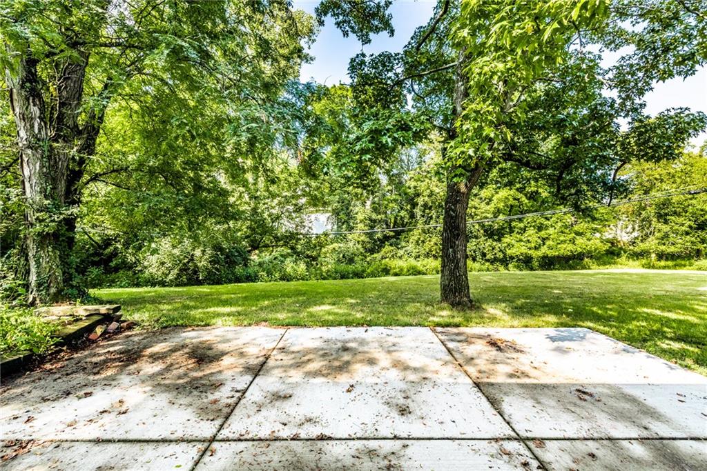 7907 Hawthorne Road Indianapolis, IN 46256 - Photo 24 of 31 Gallery Image 24