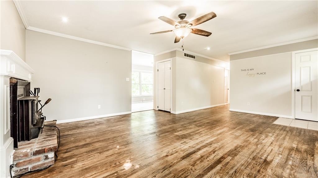 7907 Hawthorne Road Indianapolis, IN 46256 - Photo 7 of 31 Gallery Image 7