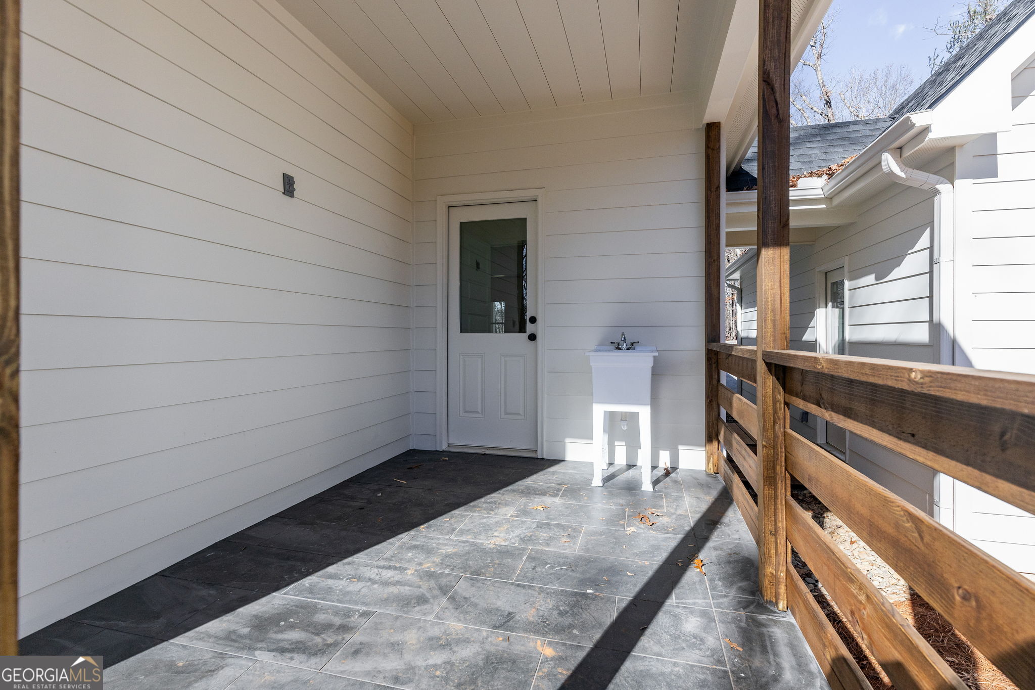 954 The Orchard Road Clarkesville, GA 30523 - Photo 11 of 31