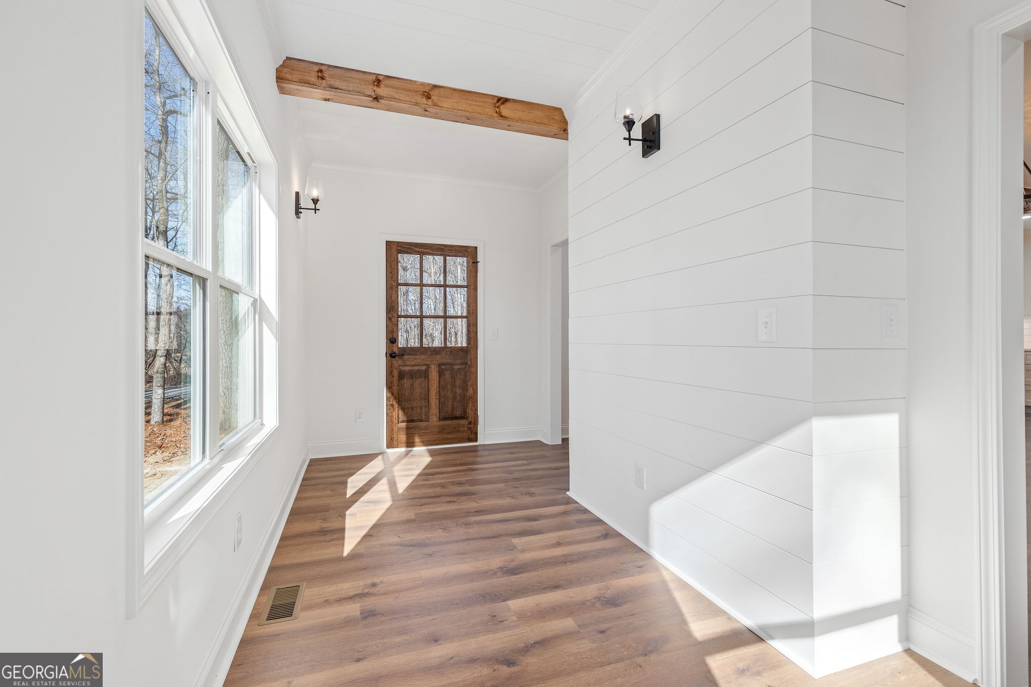 954 The Orchard Road Clarkesville, GA 30523 - Photo 8 of 31