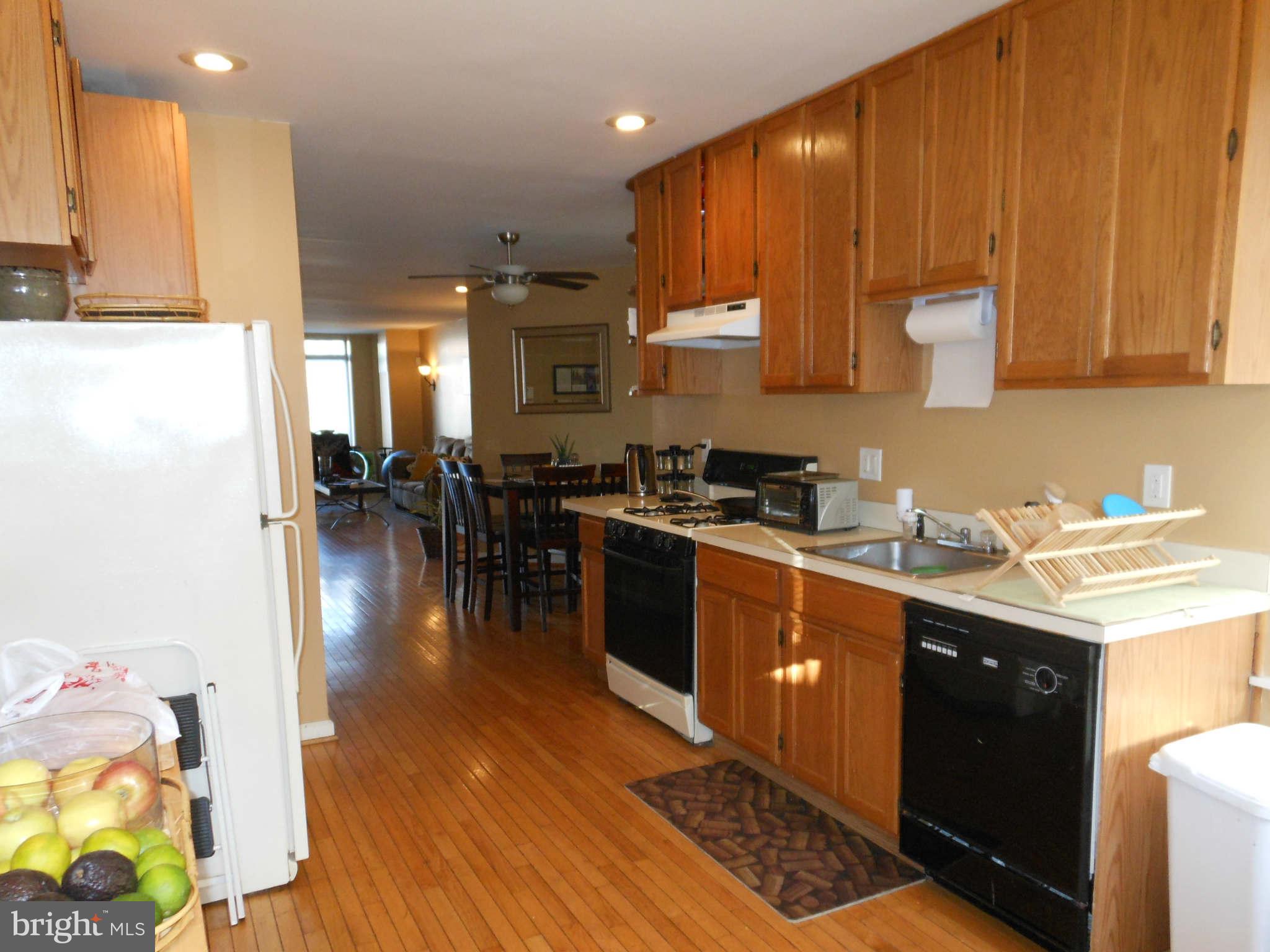 44 Florida Avenue Northwest Washington, DC 20001 - Photo 5 of 12 Kitchen