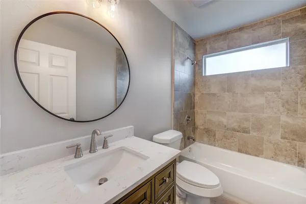 $1,550 | 6603 1/2 Narcissus Street, Houston, TX 77087