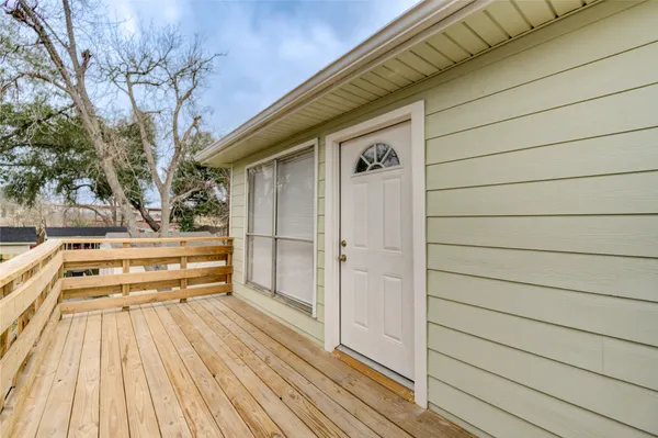 $1,550 | 6603 1/2 Narcissus Street, Houston, TX 77087
