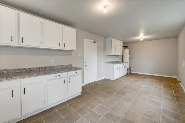 $1,550 | 6603 1/2 Narcissus Street, Houston, TX 77087