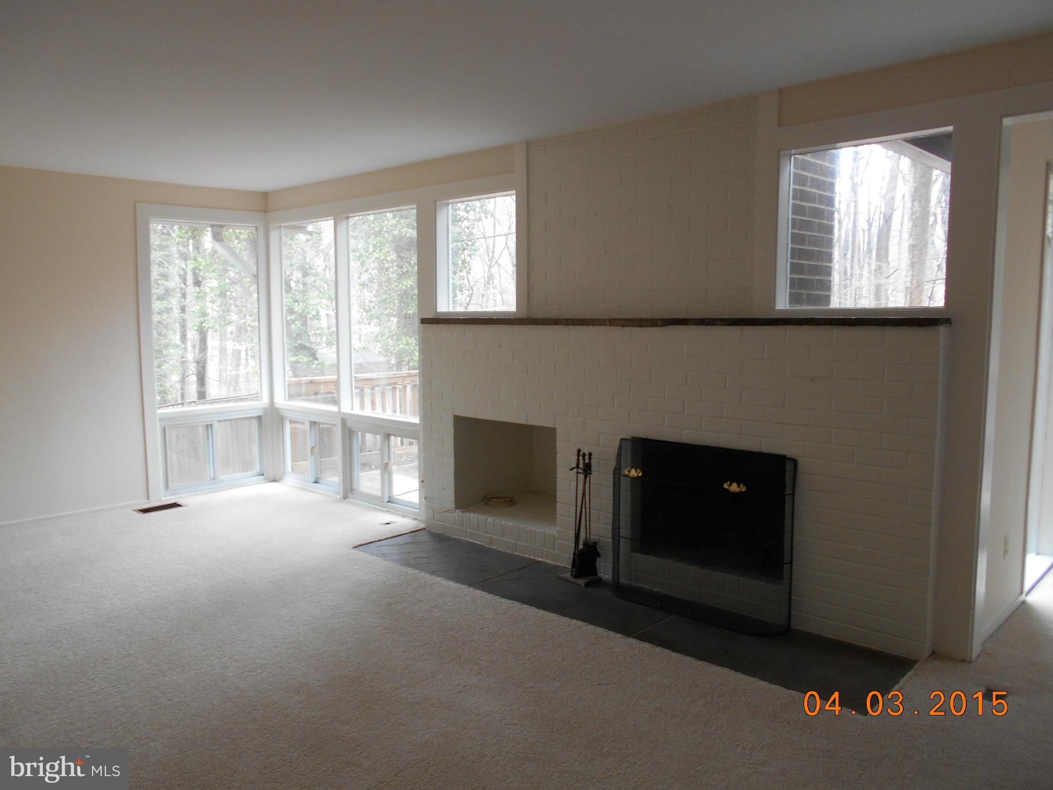 3940 Rickover Road Silver Spring, MD 20902 - Photo 2 of 25 Living Room