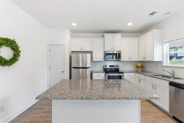 $289,900 | 176 Village Way Southwest, Calhoun, GA 30701