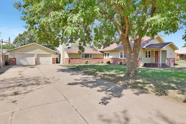$199,500 | 427 North Marshall Street, Cheney, KS 67025