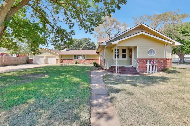 $199,500 | 427 North Marshall Street, Cheney, KS 67025