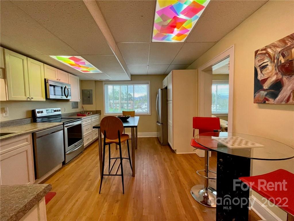 42 North Main Street, Unit A Mars Hill, NC 28754 - Photo 3 of 14