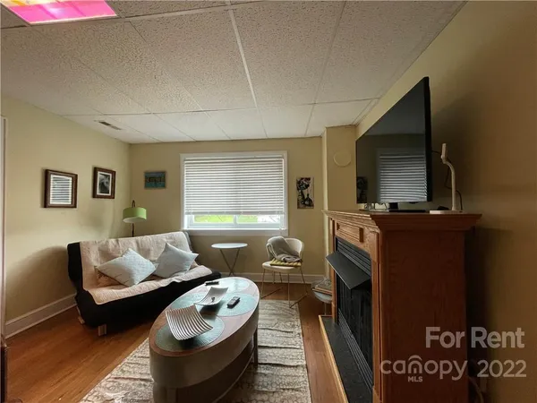 $2,100 | 42 North Main Street, Unit A, Mars Hill, NC 28754