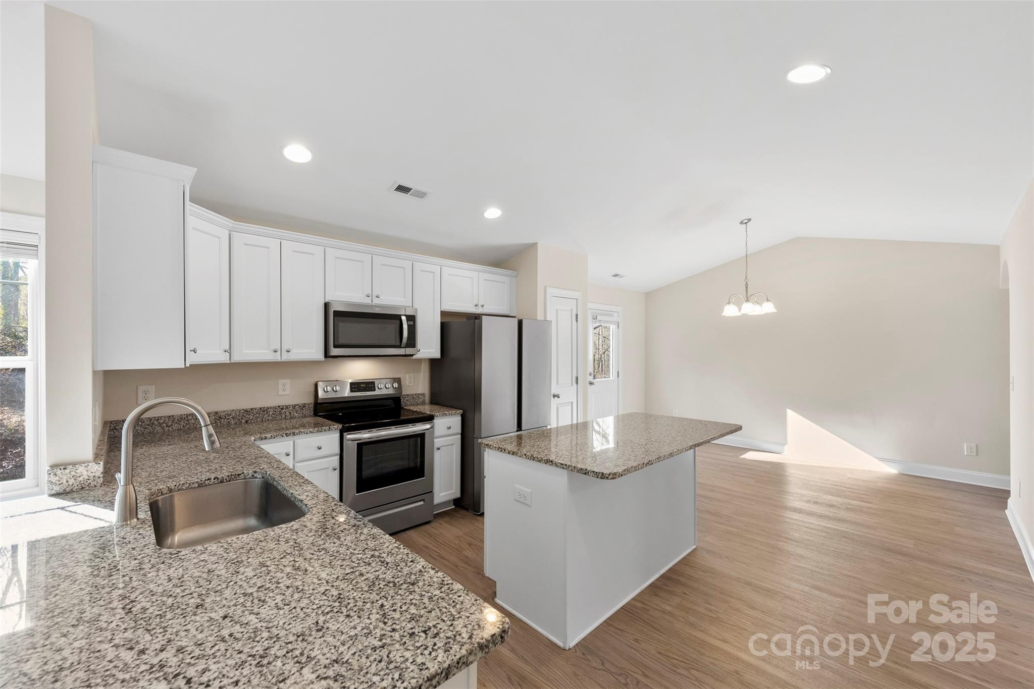 112 Springfield Road Statesville, NC 28625 - Photo 13 of 45