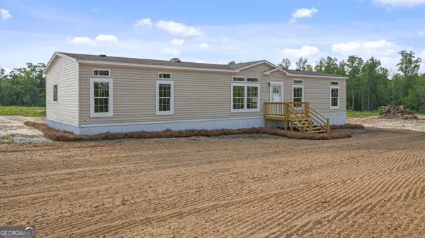 $243,000 | 819 Hires, Jesup, GA 31545