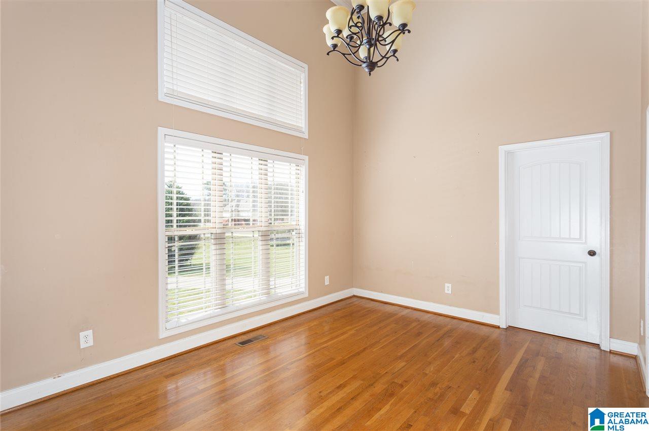 535 Traci Circle Riverside, AL 35135 - Photo 3 of 45