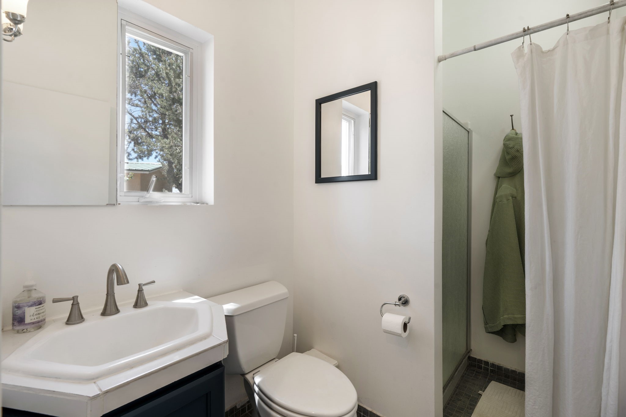 36 San Sebastian Road Santa Fe, NM 87505 - Photo 54 of 60 Secondary Bath