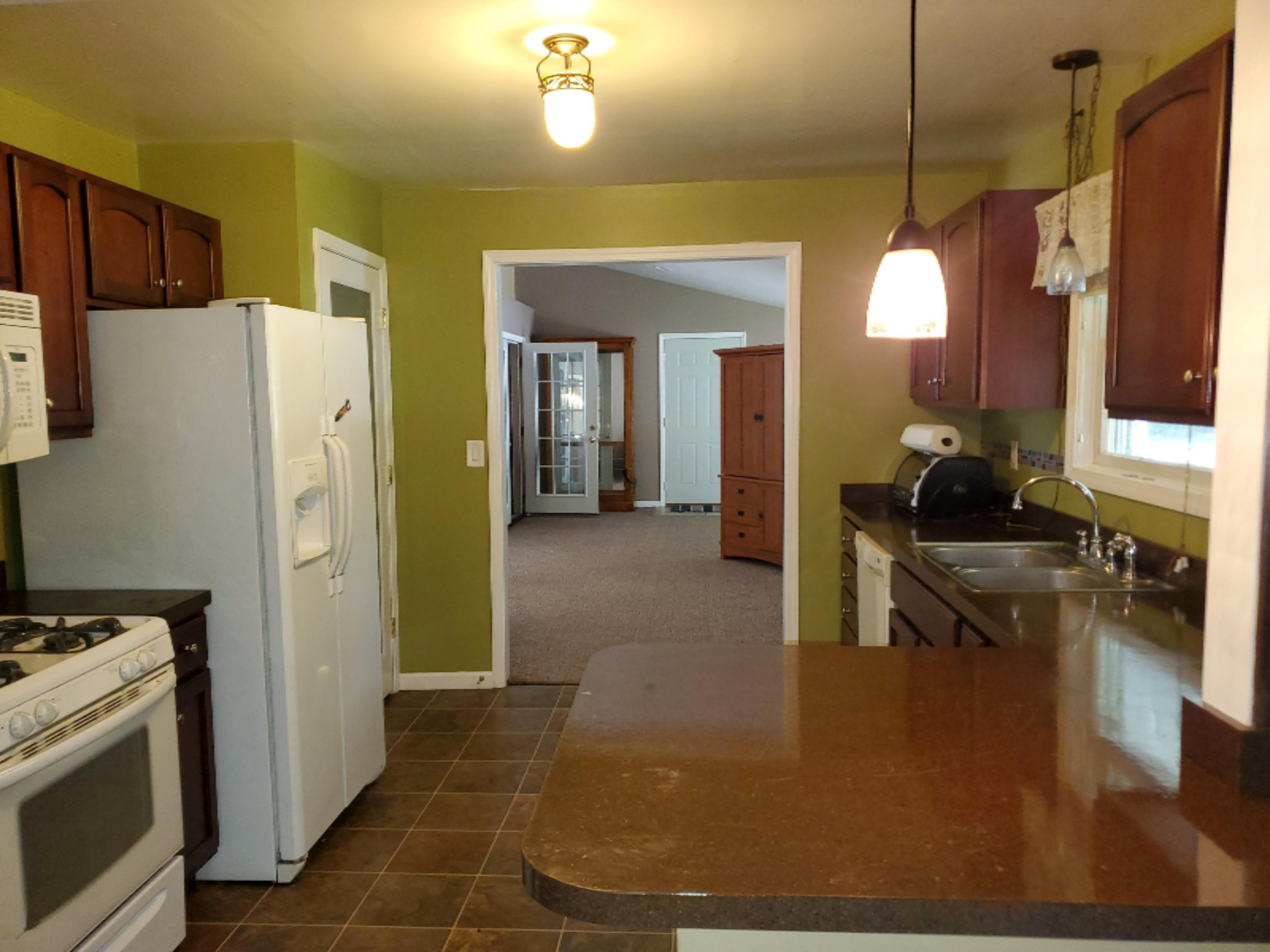 558 Brooks Road North Muskegon, MI 49442 - Photo 11 of 44 20190812_112012