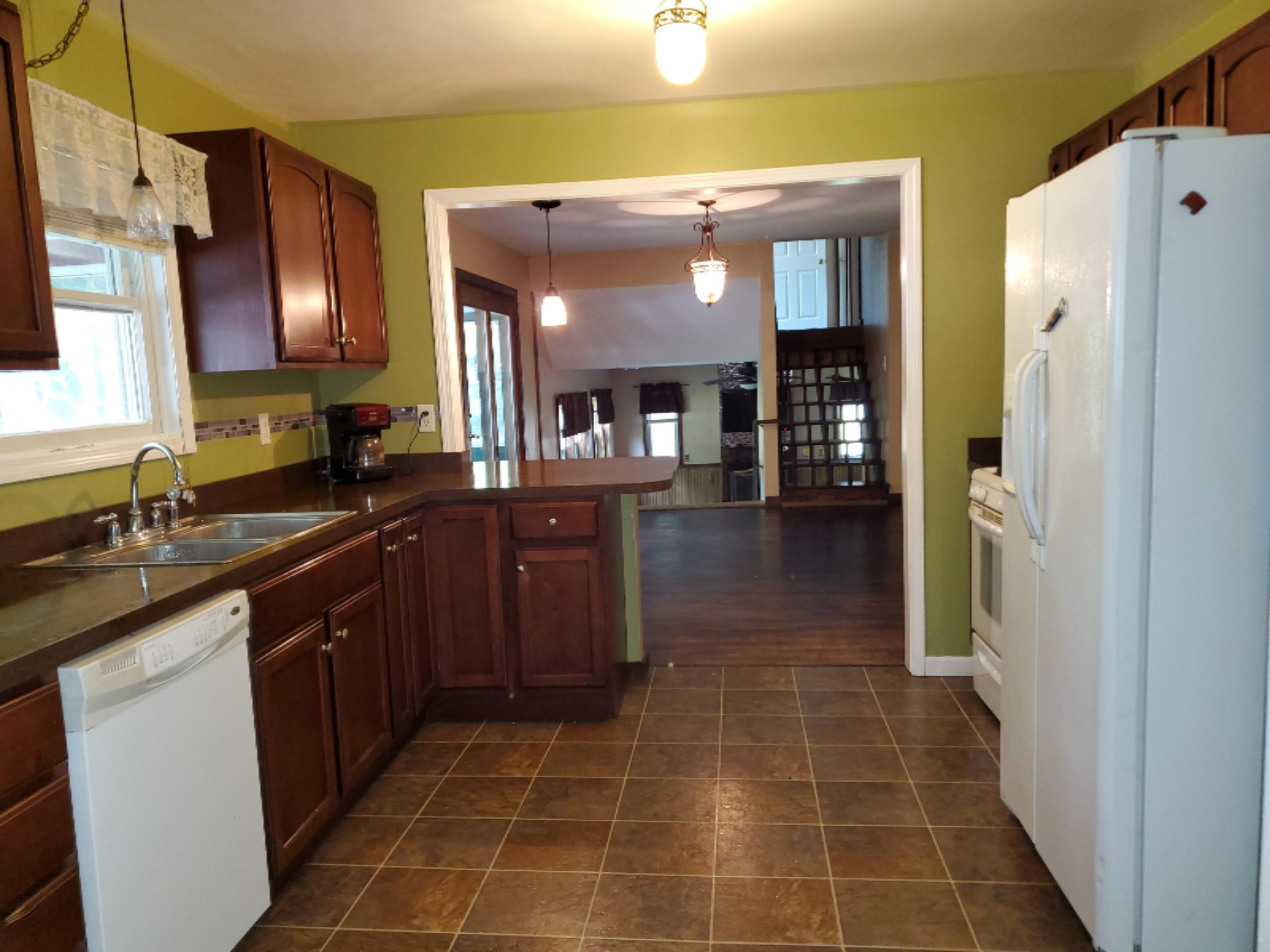 558 Brooks Road North Muskegon, MI 49442 - Photo 13 of 44 20190812_112108
