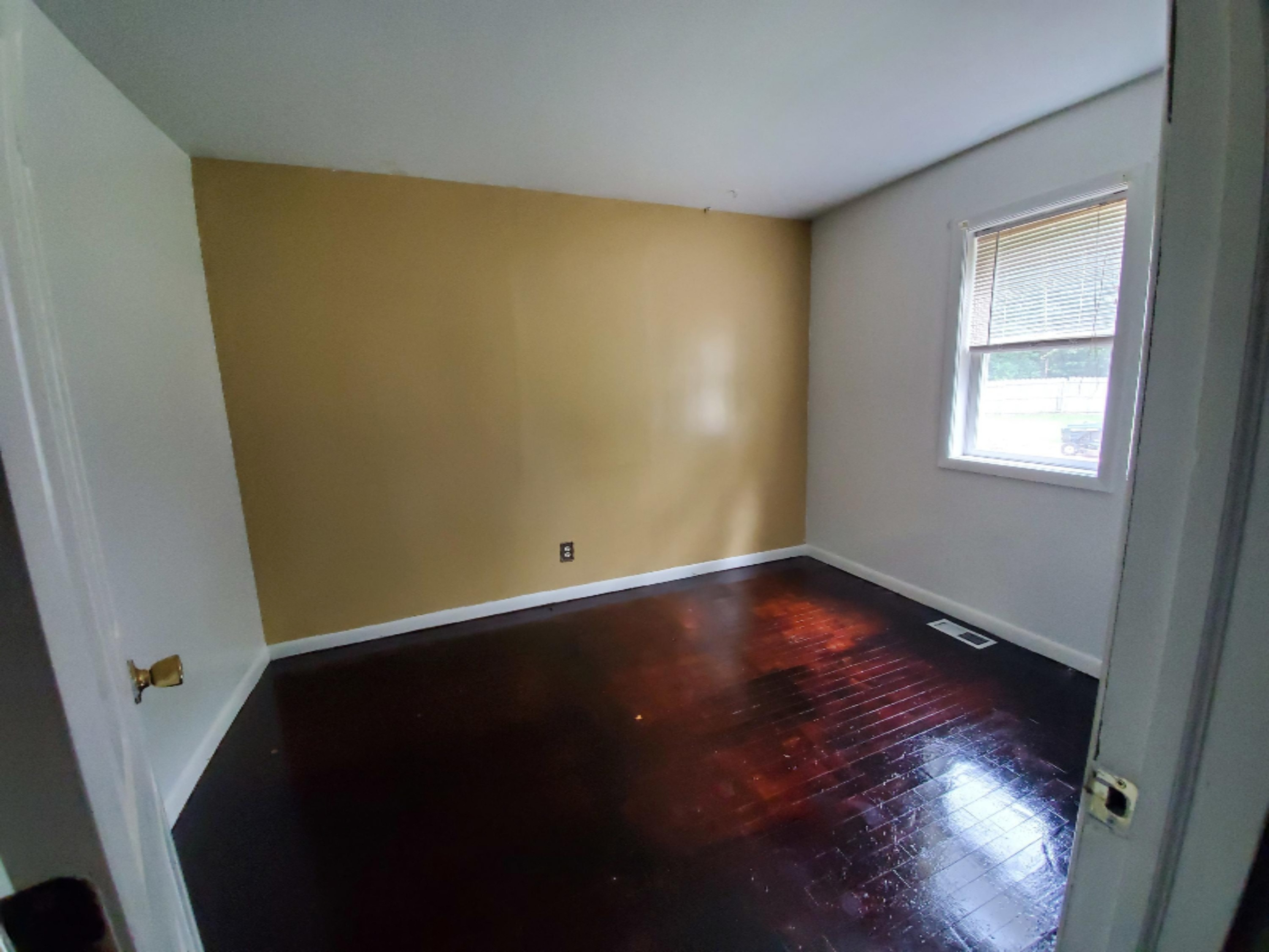 558 Brooks Road North Muskegon, MI 49442 - Photo 17 of 44 20190812_111138