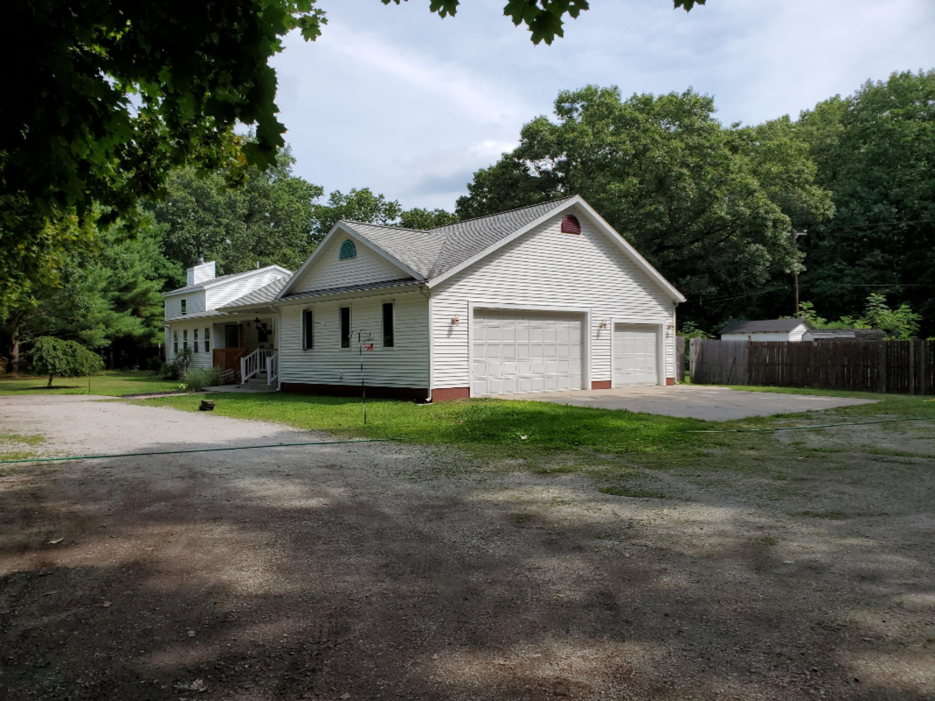558 Brooks Road North Muskegon, MI 49442 - Photo 4 of 44 20190812_115116