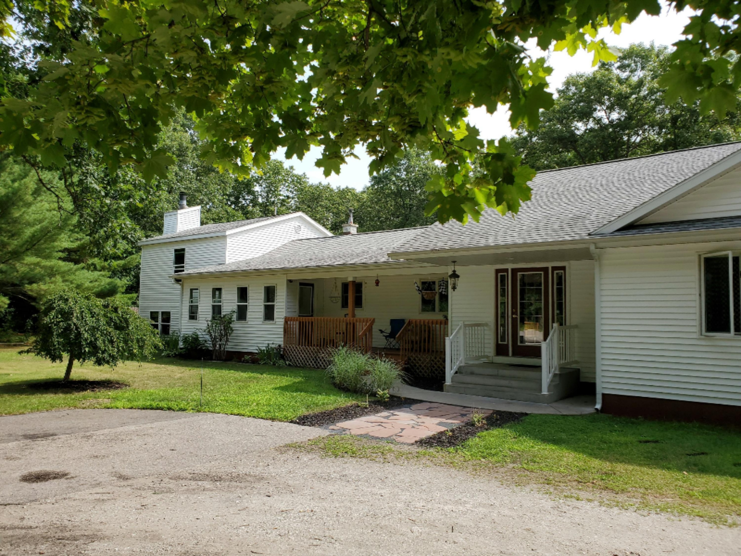 558 Brooks Road North Muskegon, MI 49442 - Photo 43 of 44 20190812_113528