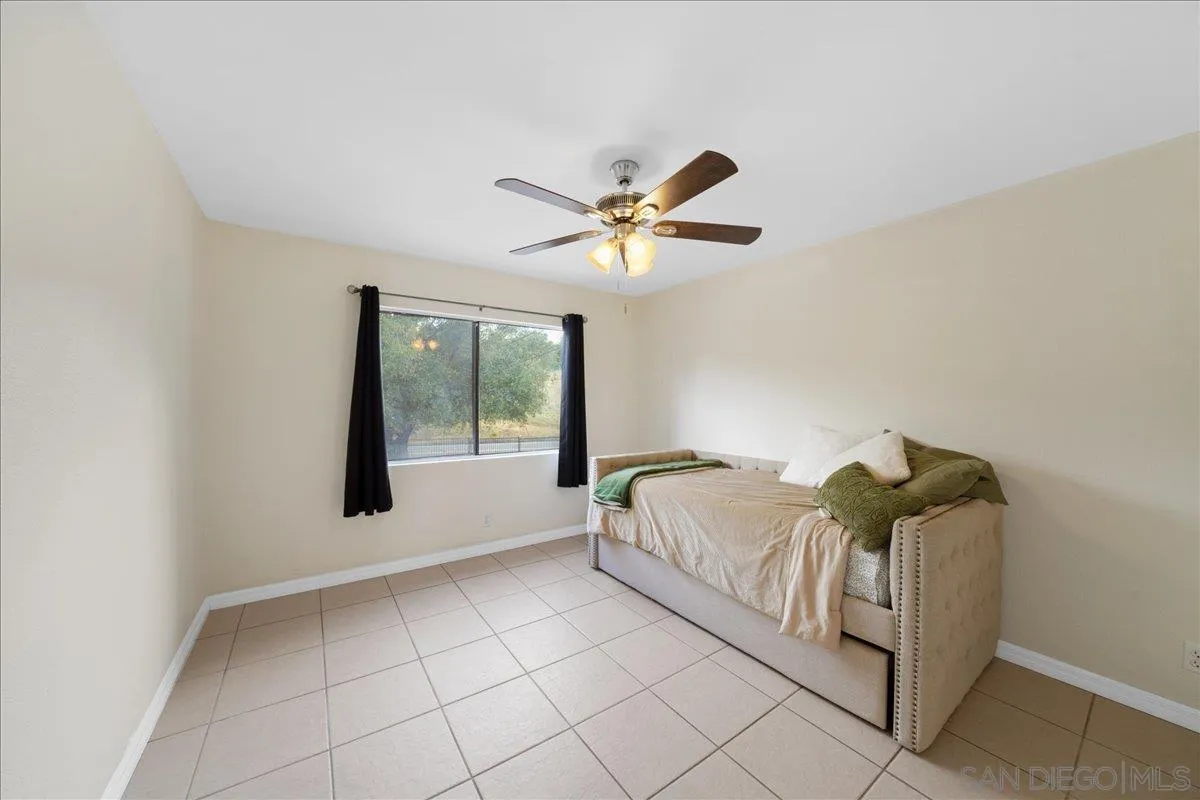 15140 Cool Valley Road Valley Center, CA 92082 - Photo 23 of 46