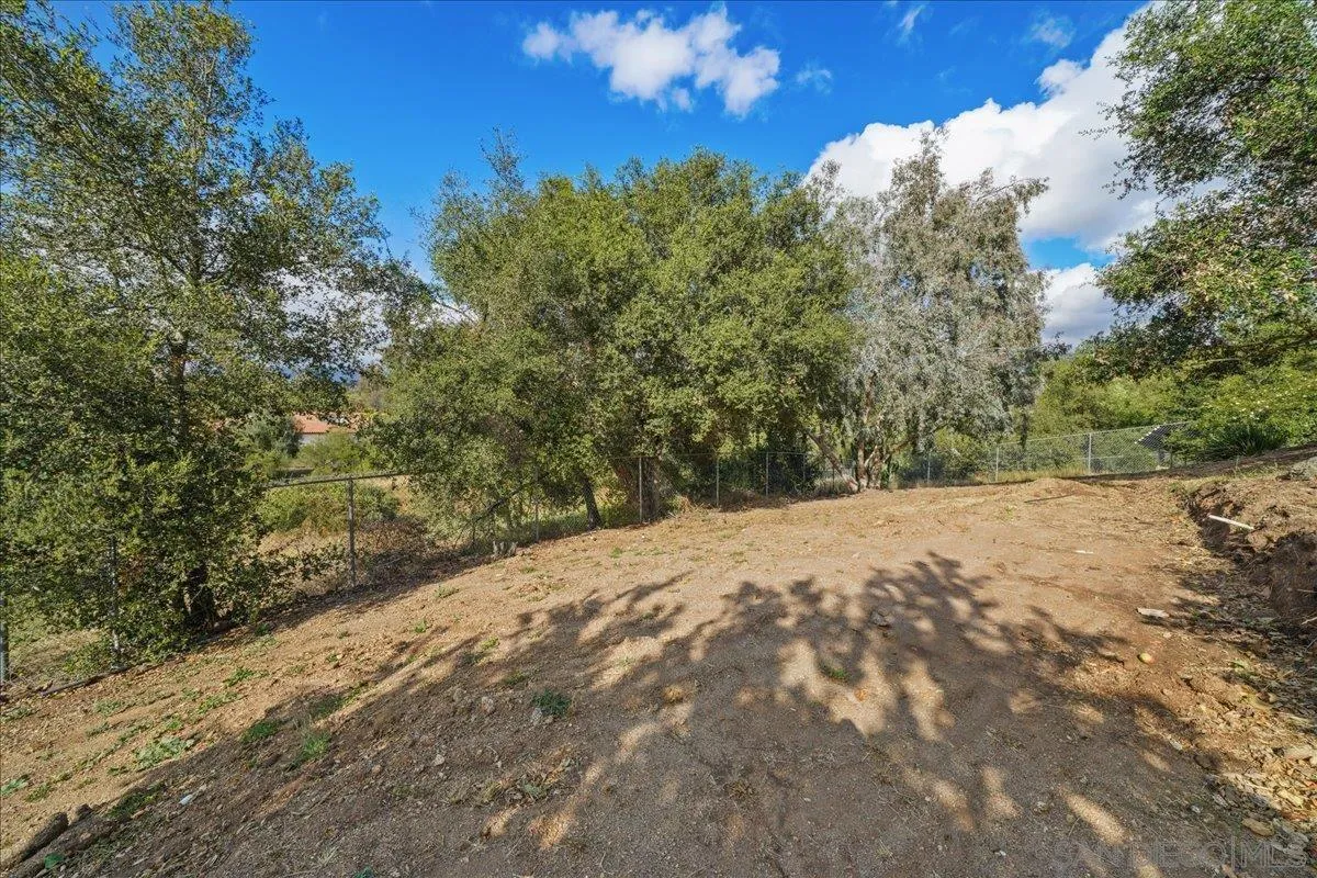 15140 Cool Valley Road Valley Center, CA 92082 - Photo 42 of 46