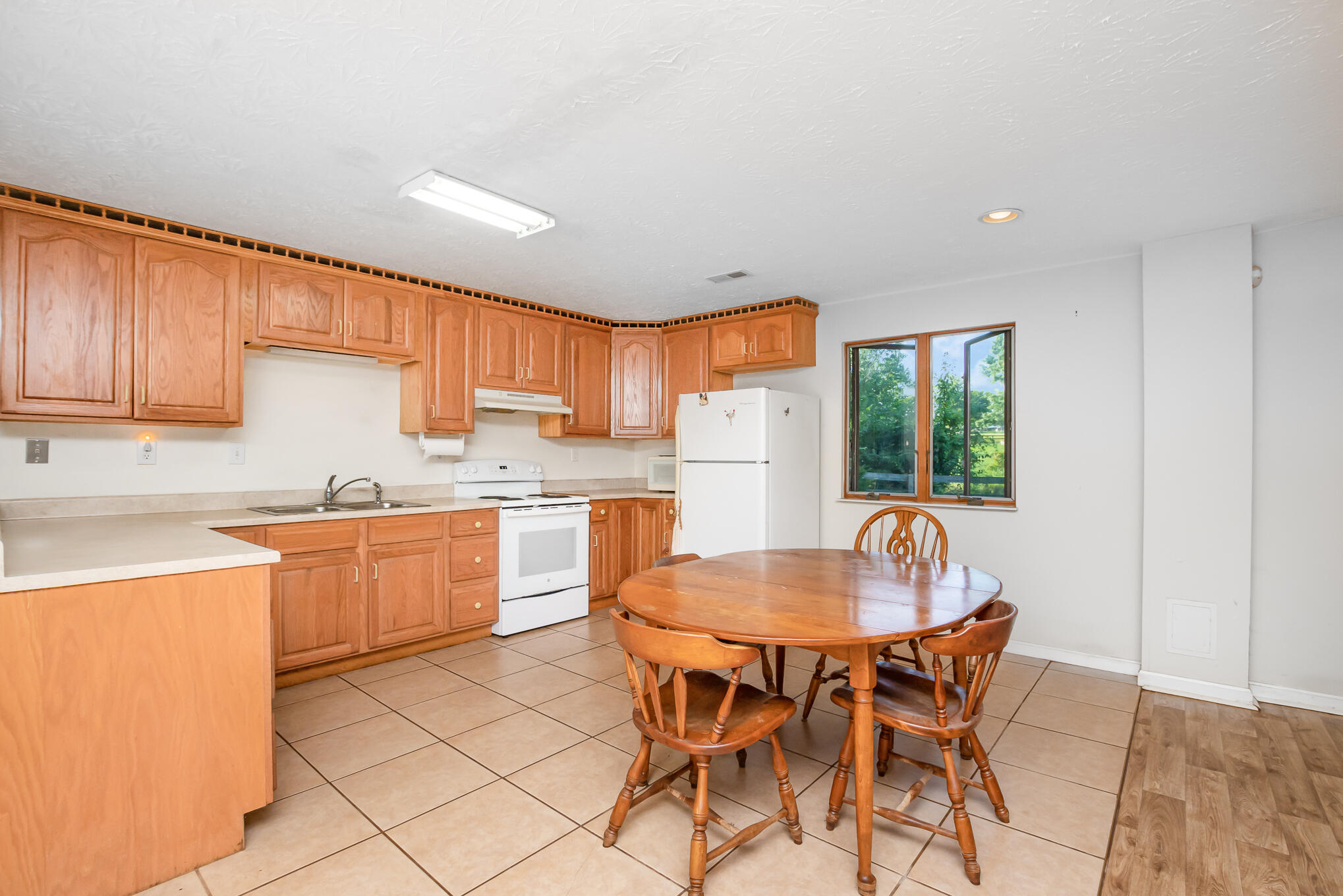 7983 Wolfe Road Burlington, KY 41005 - Photo 23 of 35 Gallery Image 23