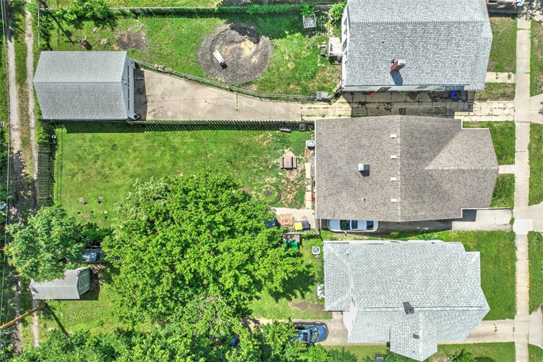 739 West Cushing Street Decatur, IL 62526 - Photo 5 of 28 an aerial view of a house with a garden and a yard