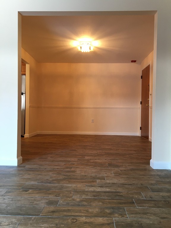 388 Great Road, Unit B14 Acton, MA 01720 - Photo 2 of 14 a view of a room