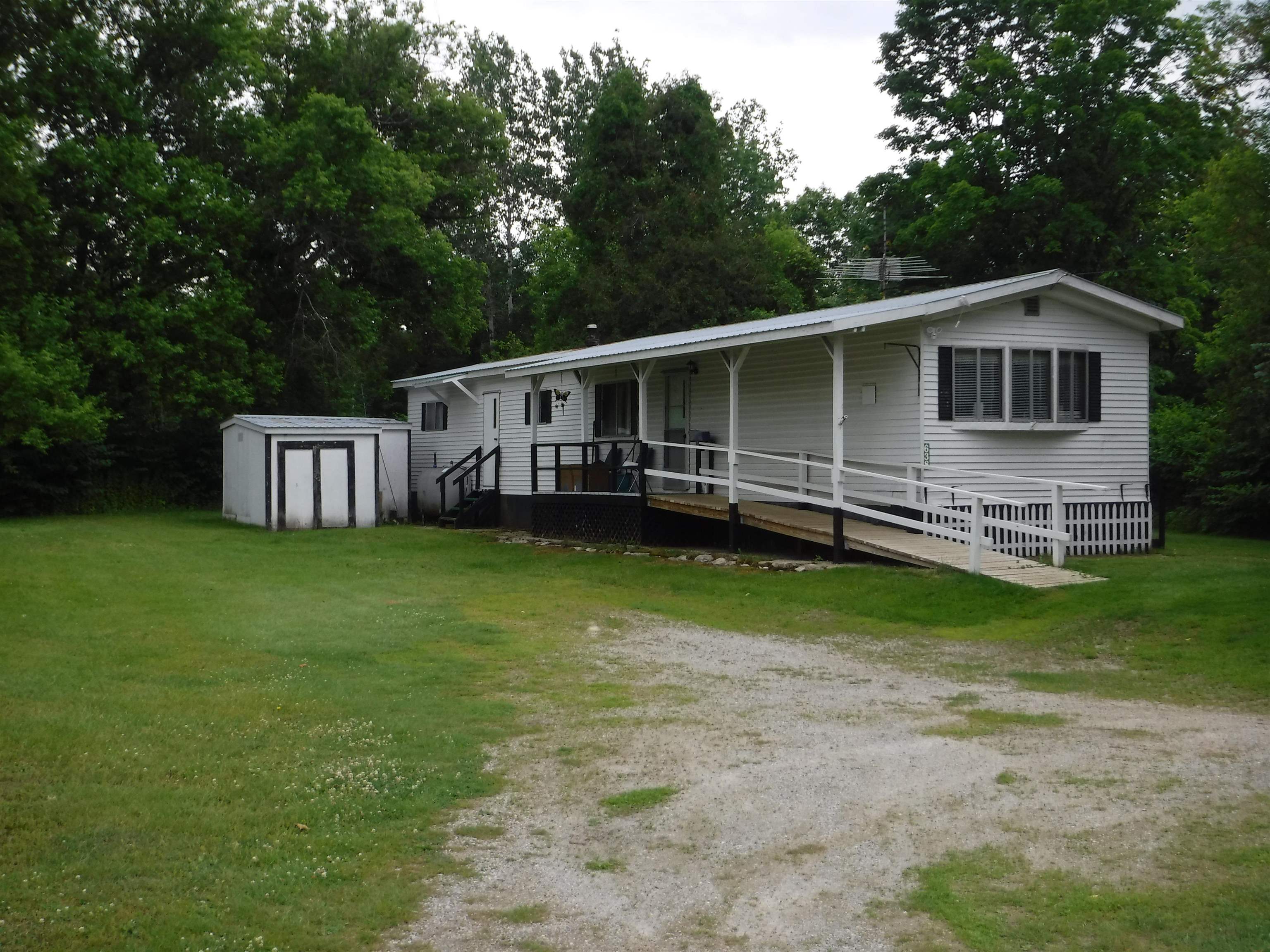 638 Rte 7b North Clarendon, VT 05759 - Photo 1 of 2 Gallery Image 1