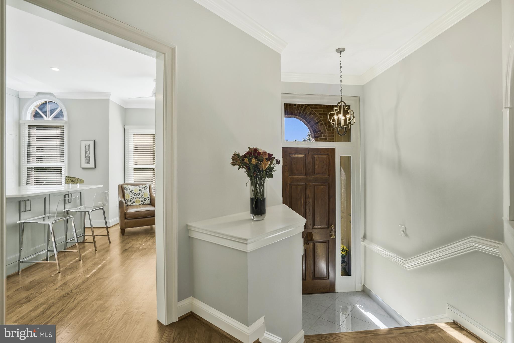 1512 Hampton Hill Circle McLean, VA 22101 - Photo 37 of 45 Main level foyer