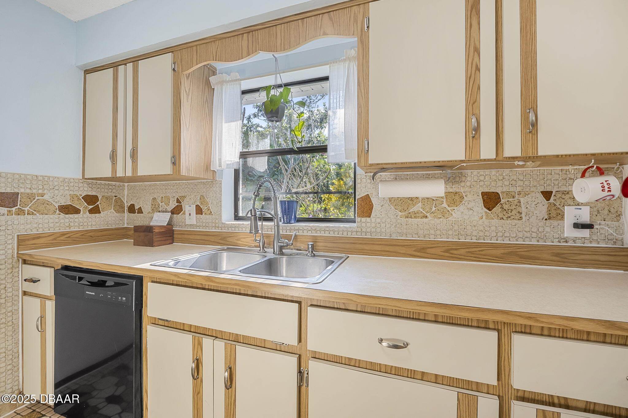 3228 Unity Tree Drive Edgewater, FL 32141 - Photo 10 of 37 a bathroom with a sink and a mirror