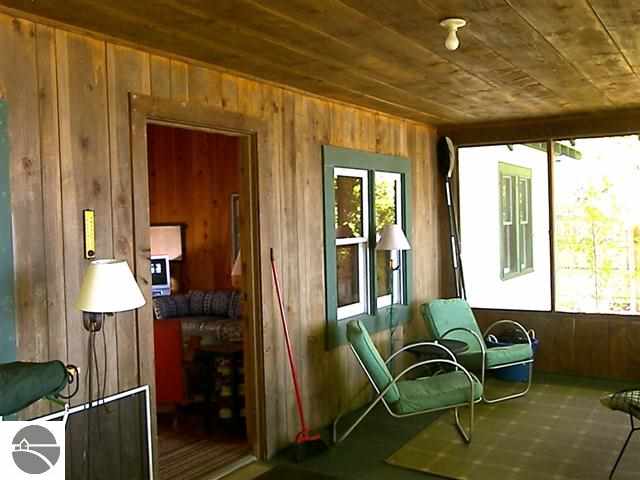 8204 South Dunns Farm Road Maple City, MI 49664 - Photo 15 of 42 1746385-14.JPG