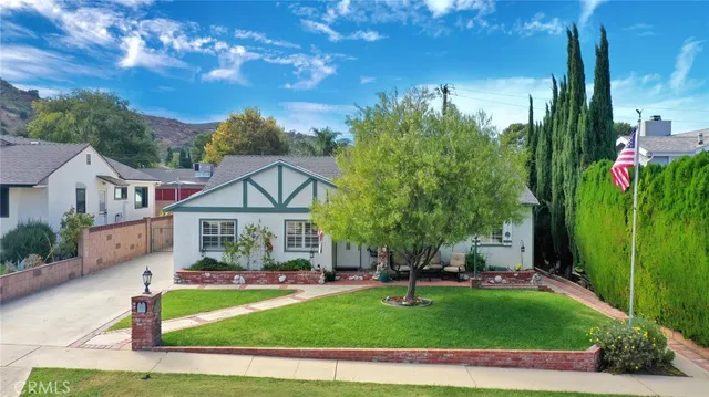 $950,000 | 10227 Quill Avenue, Sunland, CA 91040
