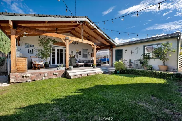 $950,000 | 10227 Quill Avenue, Sunland, CA 91040