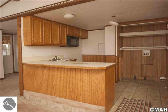 223 North Meridian Road Mount Pleasant, MI 48858 - Photo 8 of 23 1768538-7.JPG