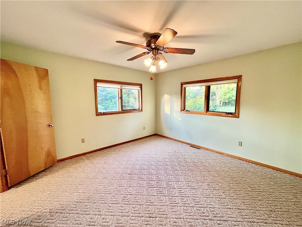 8238 Center Road Ashtabula, OH 44004 - Photo 6 of 40