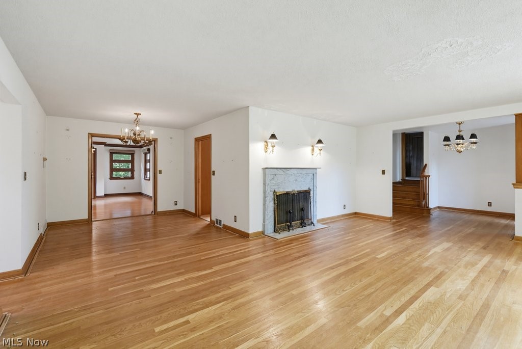 21 Hampshire Road Akron, OH 44313 - Photo 8 of 45