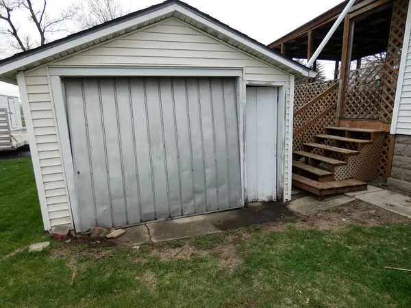 $187,000 | 460 South Mazon Street, Coal City, IL 60416