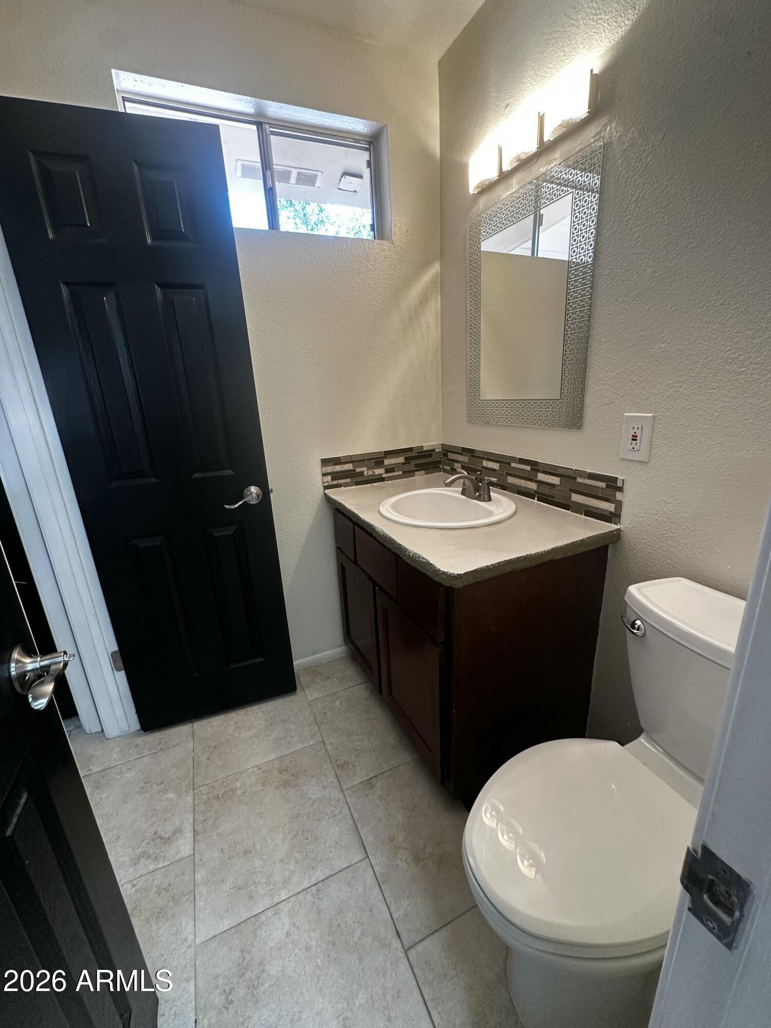 8737 East Jackrabbit Road Scottsdale, AZ 85250 - Photo 23 of 25 half bath