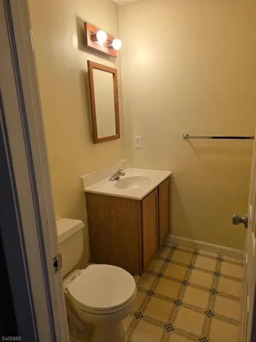 $2,600 | 430 Ellison Street, Paterson, NJ 07501