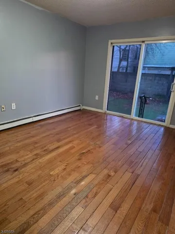 $2,600 | 430 Ellison Street, Paterson, NJ 07501