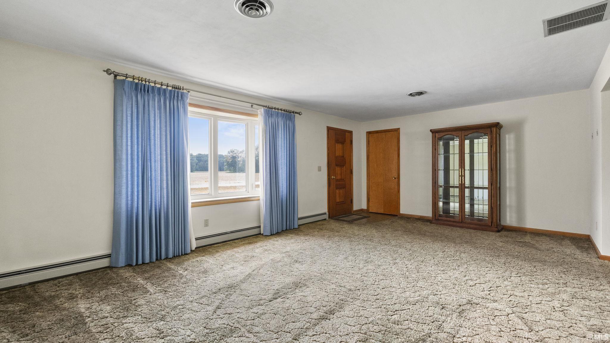 7105 Monroeville Road Hoagland, IN 46745 - Photo 4 of 36 Gallery Image 4