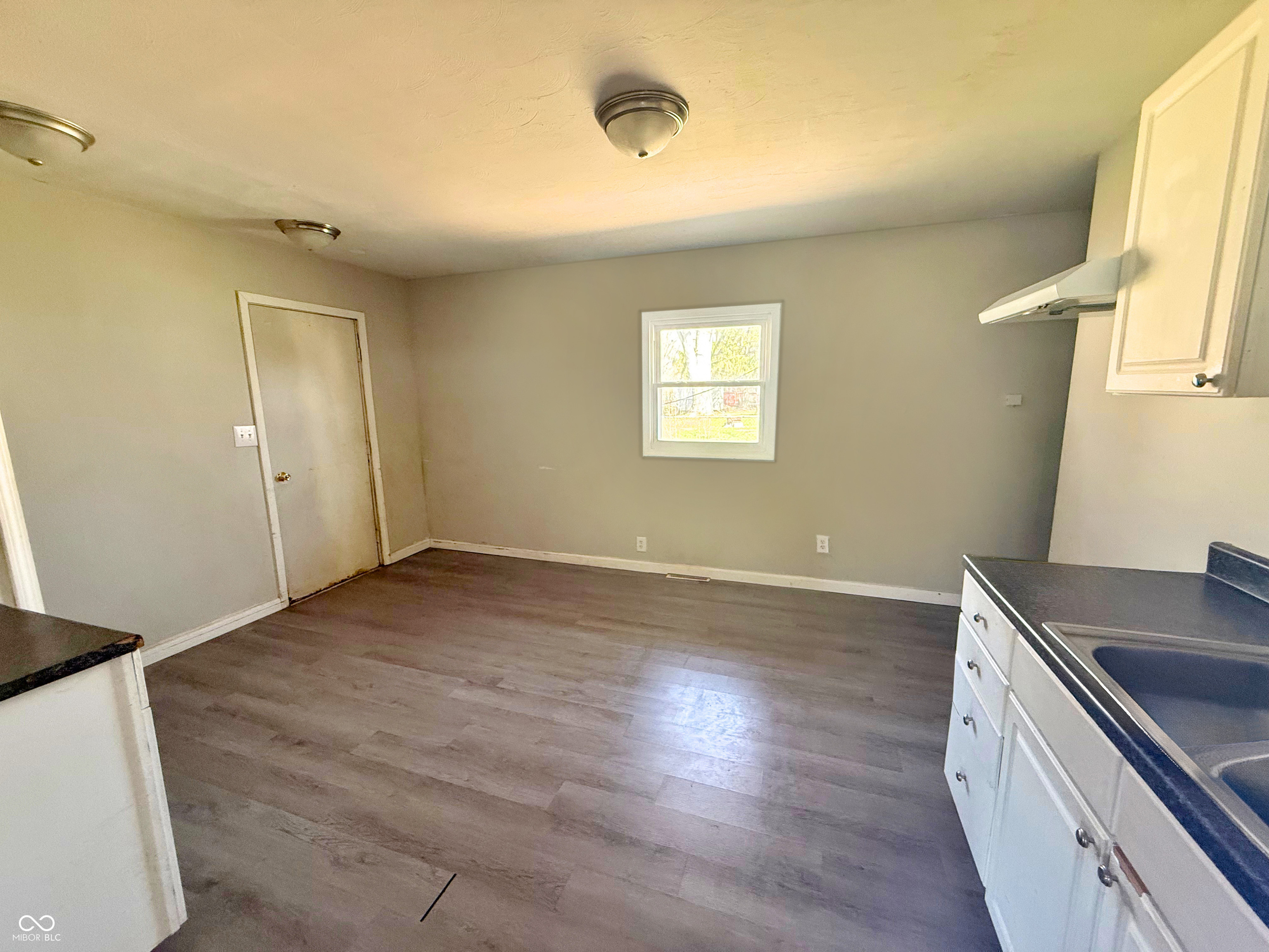 1902 Edgemont Way Anderson, IN 46011 - Photo 12 of 19