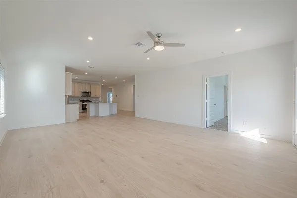 $2,500 | 4303 Whitefish Lane, Katy, TX 77494